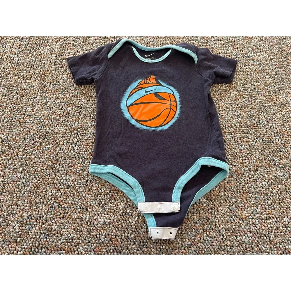 Nike Boys Basketball Bodysuit 9-12M